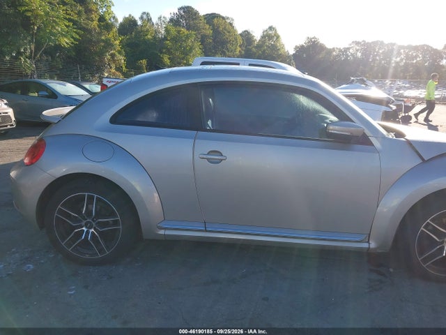 Продаж на аукціоні авто 2014 Volkswagen Beetle 2.5l, vin: 3VWJP7AT8EM612904, номер лоту: 46190185