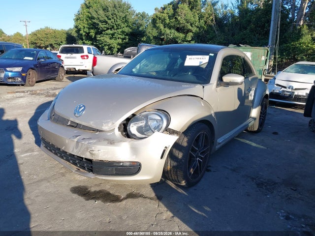 Продаж на аукціоні авто 2014 Volkswagen Beetle 2.5l, vin: 3VWJP7AT8EM612904, номер лоту: 46190185