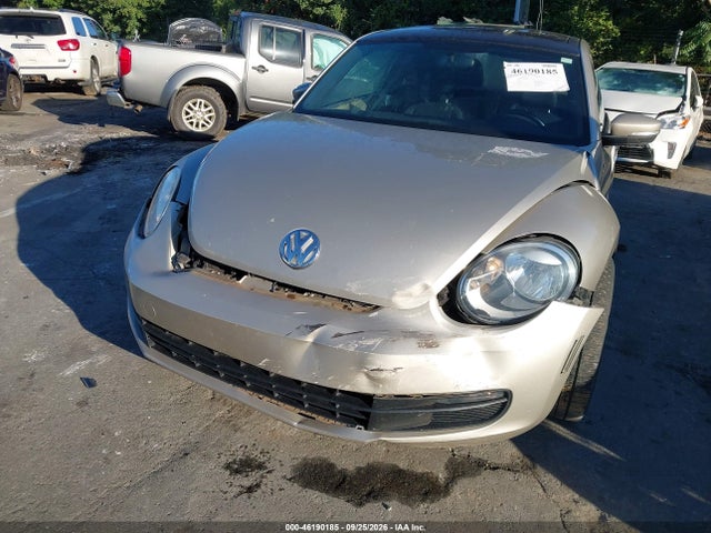 Продаж на аукціоні авто 2014 Volkswagen Beetle 2.5l, vin: 3VWJP7AT8EM612904, номер лоту: 46190185
