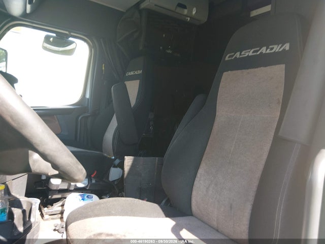 2020 Freightliner New Cascadia 126 მანქანა იყიდება აუქციონზე, vin: 1FUJHHDR9LLKT3133, აუქციონის ნომერი: 46190263