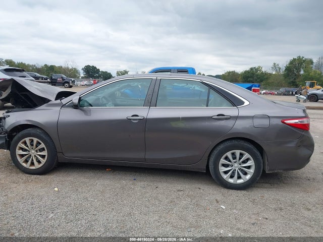 2015 Toyota Camry Le მანქანა იყიდება აუქციონზე, vin: 4T1BF1FK6FU960846, აუქციონის ნომერი: 46190324