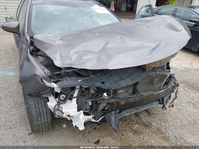 2015 Toyota Camry Le მანქანა იყიდება აუქციონზე, vin: 4T1BF1FK6FU960846, აუქციონის ნომერი: 46190324
