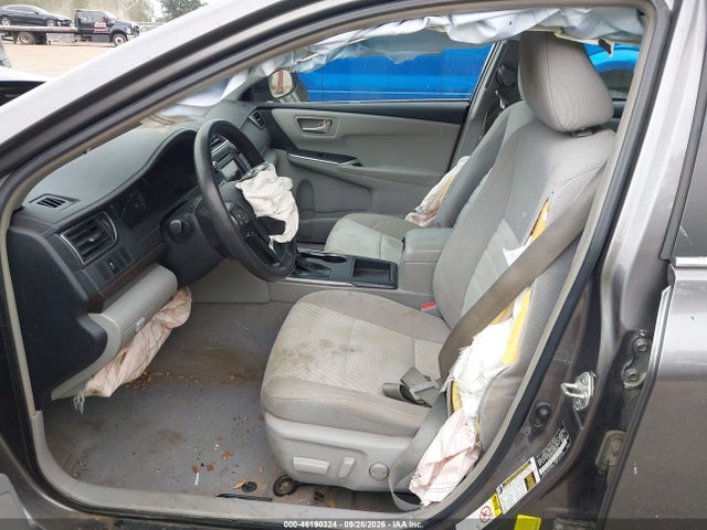 2015 Toyota Camry Le მანქანა იყიდება აუქციონზე, vin: 4T1BF1FK6FU960846, აუქციონის ნომერი: 46190324