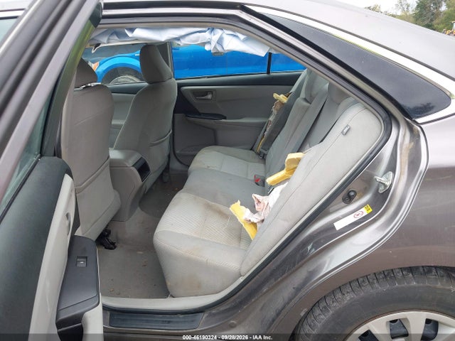 2015 Toyota Camry Le მანქანა იყიდება აუქციონზე, vin: 4T1BF1FK6FU960846, აუქციონის ნომერი: 46190324