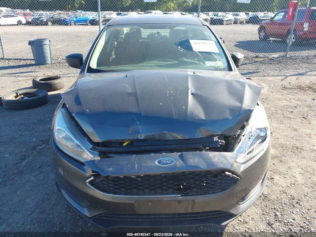 Продаж на аукціоні авто 2018 Ford Focus S, vin: 1FADP3E25JL318565, номер лоту: 46190347