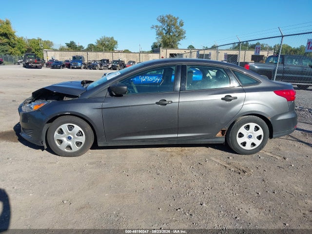 Продаж на аукціоні авто 2018 Ford Focus S, vin: 1FADP3E25JL318565, номер лоту: 46190347