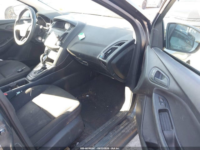 Продаж на аукціоні авто 2018 Ford Focus S, vin: 1FADP3E25JL318565, номер лоту: 46190347