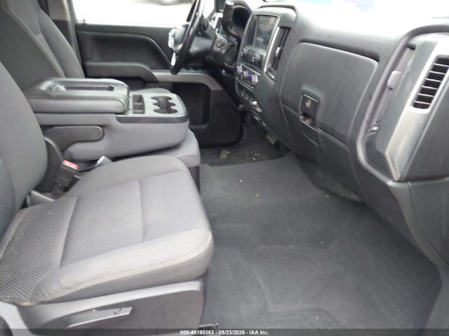 46190363 :رقم المزاد ، 3GCUKRECXJG622914 vin ، 2018 Chevrolet Silverado 1500 2lt مزاد بيع