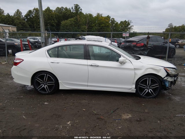Aukcja sprzedaży 2017 Honda Accord Touring V6, vin: 1HGCR3F92HA033065, numer aukcji: 46190374