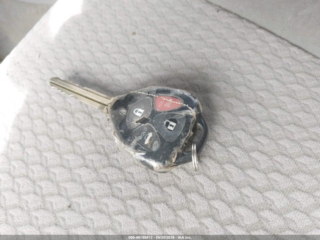 46190412 :رقم المزاد ، 4T4BF3EK6BR214393 vin ، 2011 Toyota Camry Le مزاد بيع