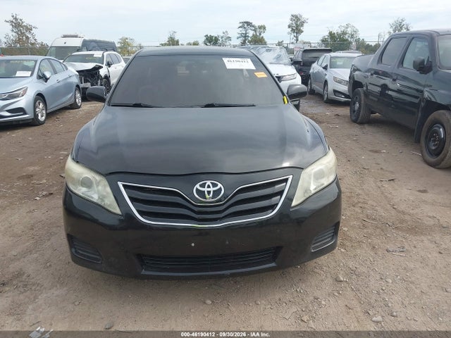 46190412 :رقم المزاد ، 4T4BF3EK6BR214393 vin ، 2011 Toyota Camry Le مزاد بيع