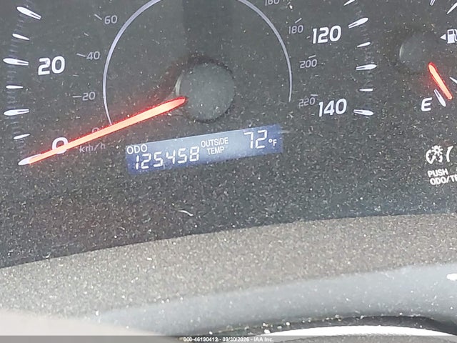 46190412 :رقم المزاد ، 4T4BF3EK6BR214393 vin ، 2011 Toyota Camry Le مزاد بيع