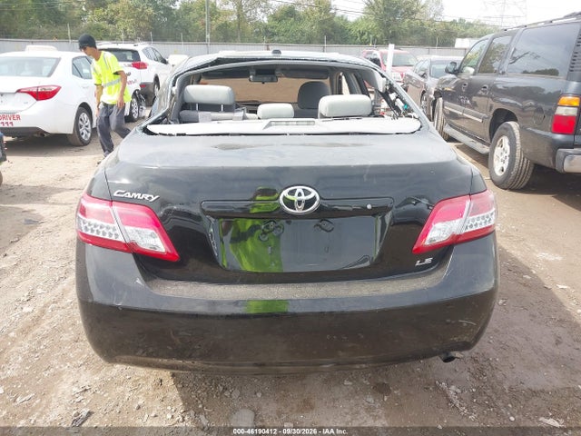 46190412 :رقم المزاد ، 4T4BF3EK6BR214393 vin ، 2011 Toyota Camry Le مزاد بيع