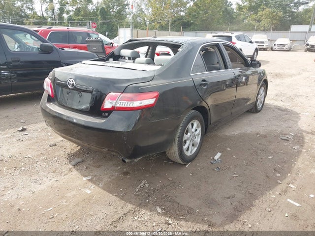 46190412 :رقم المزاد ، 4T4BF3EK6BR214393 vin ، 2011 Toyota Camry Le مزاد بيع