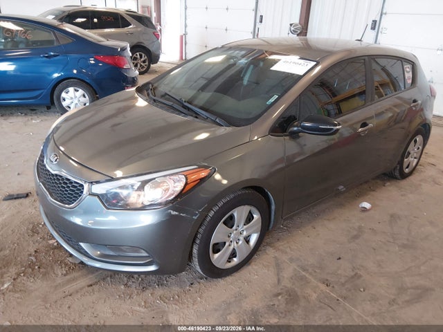 2016 Kia Forte 5-door Lx მანქანა იყიდება აუქციონზე, vin: KNAFK5A8XG5636182, აუქციონის ნომერი: 46190423