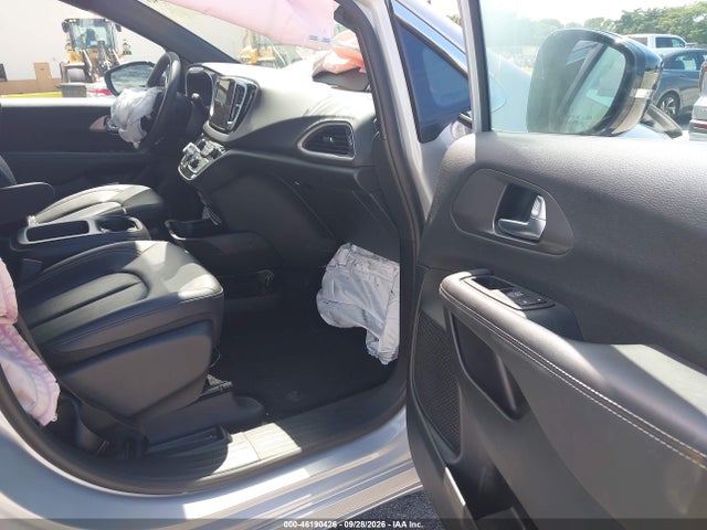 Продажа на аукционе авто 2026 Chrysler Pacifica Select, vin: 2C4RC1BG1TR182641, номер лота: 46190426