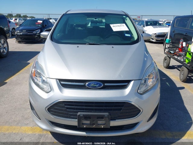 1FADP5AUXHL102692 Ford C-MAX SE