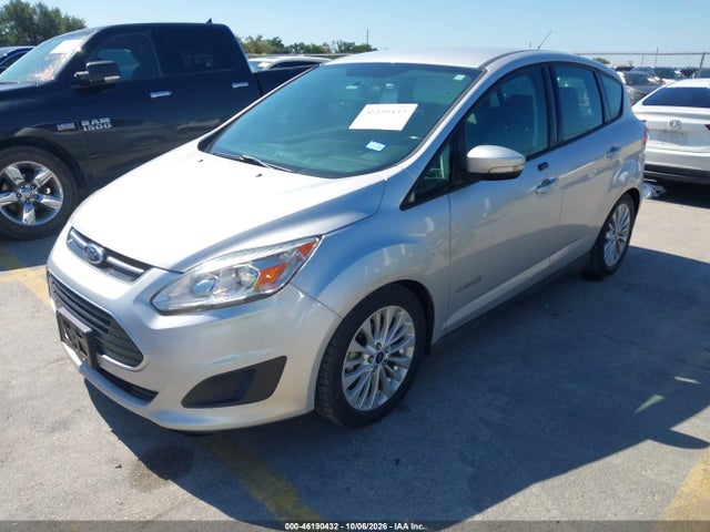 1FADP5AUXHL102692 Ford C-MAX SE