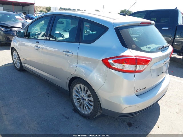 1FADP5AUXHL102692 Ford C-MAX SE