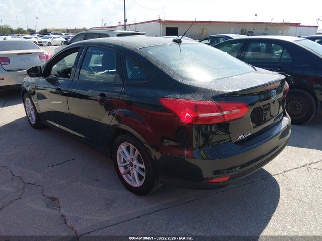 Ford FOCUS SE 2015 1FADP3F24FL242889 Image 3