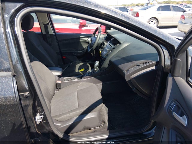 Ford FOCUS SE 2015 1FADP3F24FL242889 Image 5