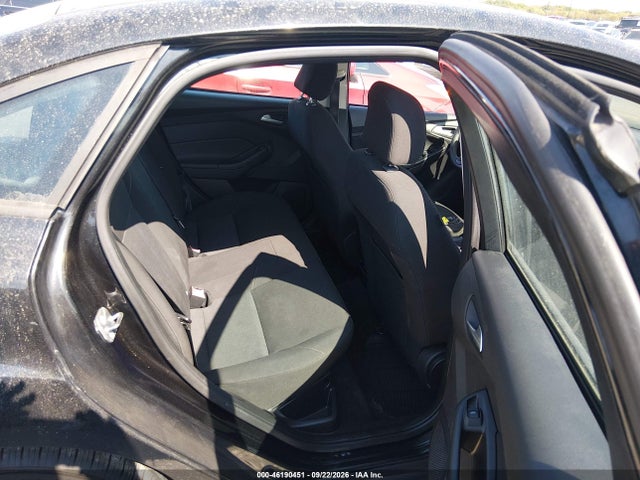 Ford FOCUS SE 2015 1FADP3F24FL242889 Image 8