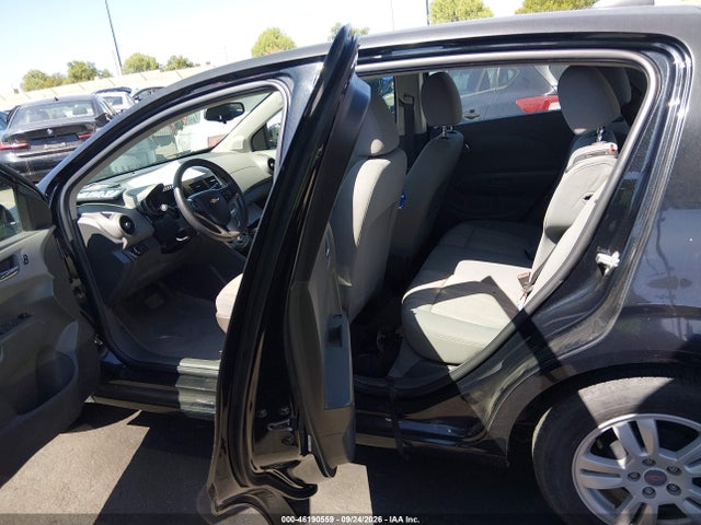 Aukcja sprzedaży 2015 Chevrolet Sonic Lt Auto, vin: 1G1JC6SH1F4102712, numer aukcji: 46190559