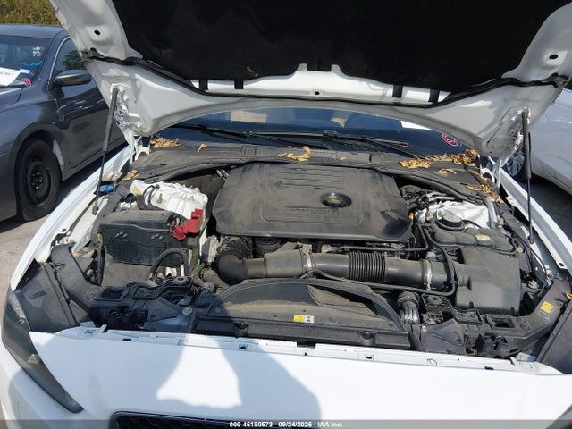46190573 :رقم المزاد ، SAJAD4BN3HA968142 vin ، 2017 Jaguar Xe 20d Premium مزاد بيع