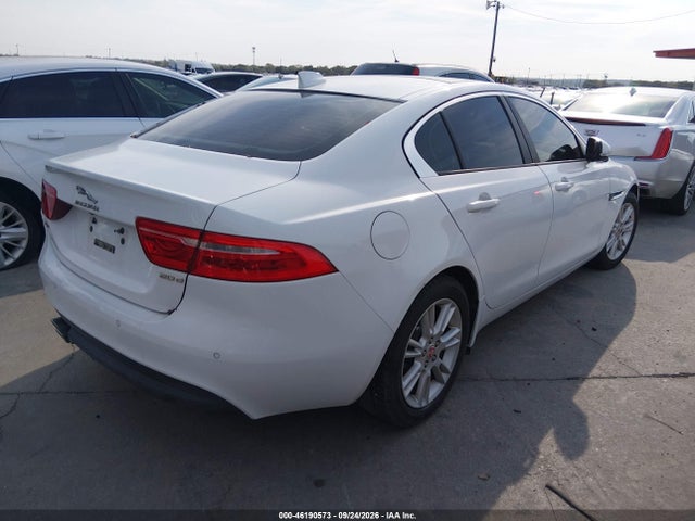 46190573 :رقم المزاد ، SAJAD4BN3HA968142 vin ، 2017 Jaguar Xe 20d Premium مزاد بيع