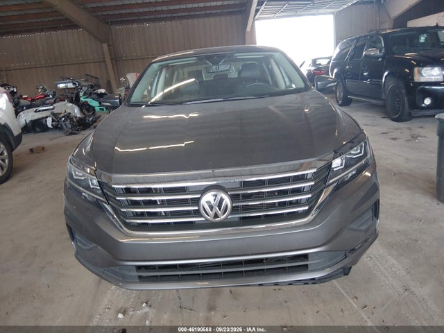 2021 Volkswagen Passat 2.0t Se მანქანა იყიდება აუქციონზე, vin: 1VWSA7A36MC015322, აუქციონის ნომერი: 46190588