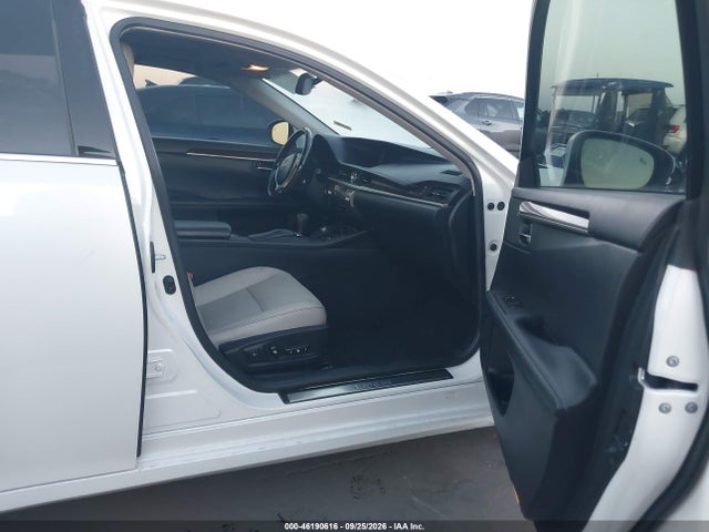 Продажа на аукционе авто 2015 Lexus Es 350, vin: JTHBK1GG7F2180536, номер лота: 46190616