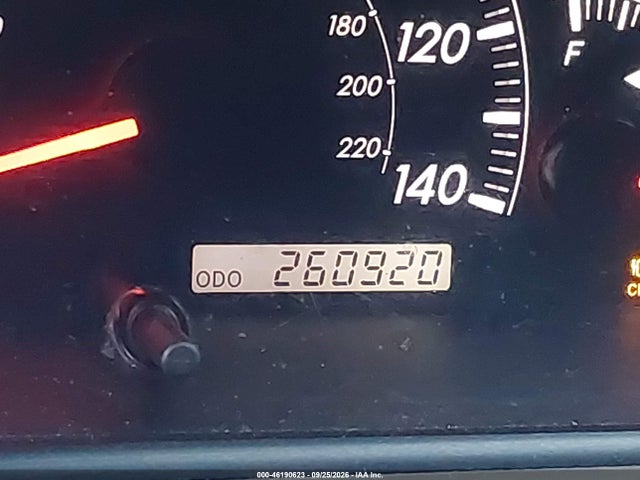 46190623 :رقم المزاد ، 4T1BE30K65U592156 vin ، 2005 Toyota Camry Le مزاد بيع