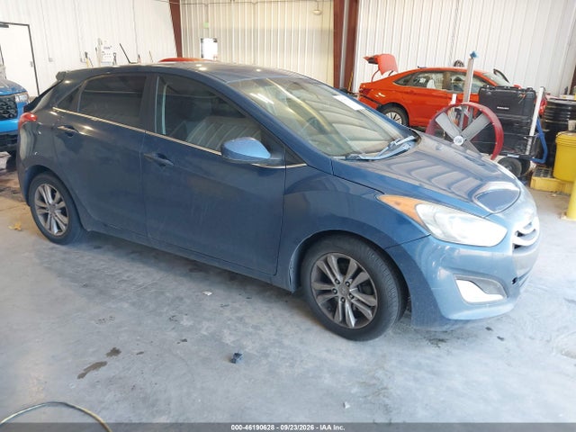 46190628 :رقم المزاد ، KMHD35LH2FU241739 vin ، 2015 Hyundai Elantra Gt مزاد بيع