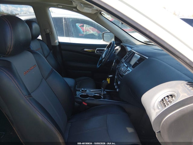 Продажа на аукционе авто 2020 Nissan Pathfinder Sl 4wd, vin: 5N1DR2CM1LC638385, номер лота: 46190634
