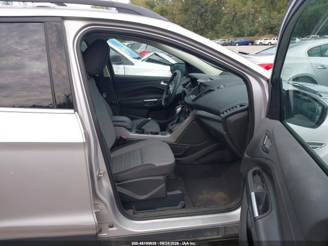 Продажа на аукционе авто 2016 Ford Escape Se, vin: 1FMCU0GX7GUA20006, номер лота: 46190638