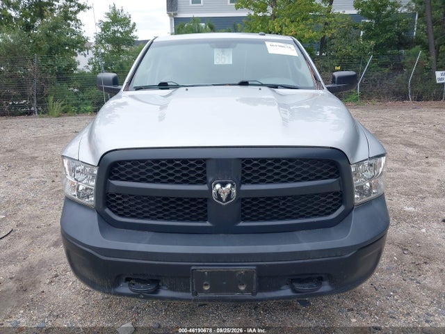 46190678 :رقم المزاد ، 3C6JR7DG7HG675384 vin ، 2017 Ram 1500 Tradesman  4x4 8' Box مزاد بيع