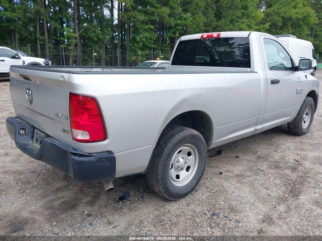 46190678 :رقم المزاد ، 3C6JR7DG7HG675384 vin ، 2017 Ram 1500 Tradesman  4x4 8' Box مزاد بيع