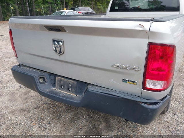 46190678 :رقم المزاد ، 3C6JR7DG7HG675384 vin ، 2017 Ram 1500 Tradesman  4x4 8' Box مزاد بيع