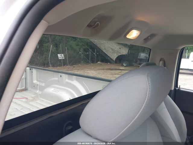 46190678 :رقم المزاد ، 3C6JR7DG7HG675384 vin ، 2017 Ram 1500 Tradesman  4x4 8' Box مزاد بيع