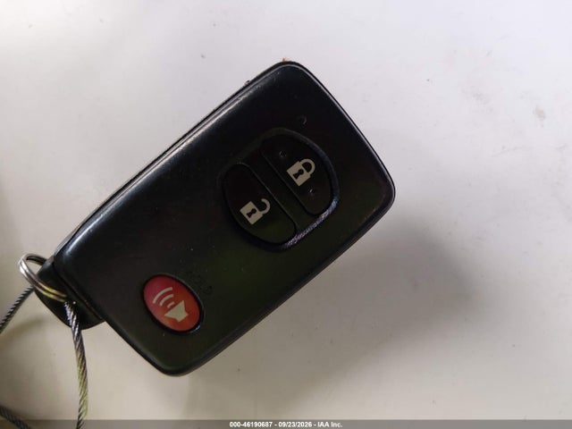 Продаж на аукціоні авто 2014 Toyota Prius V Three, vin: JTDZN3EU9E3315696, номер лоту: 46190687