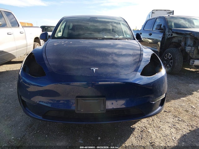 7SAYGDEE7NF319711 Tesla Model Y Long Range