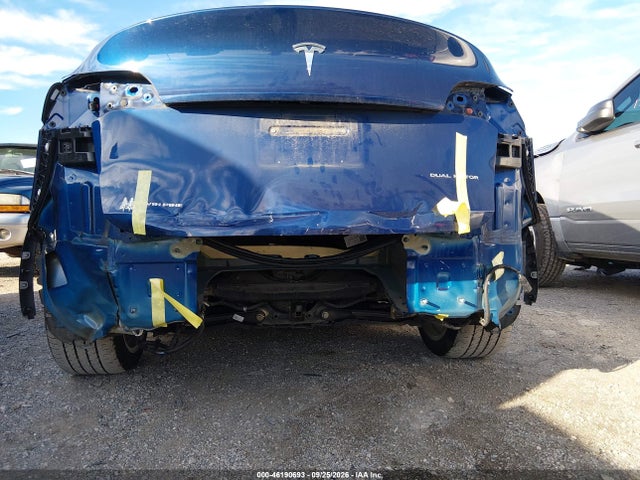 7SAYGDEE7NF319711 Tesla Model Y Long Range