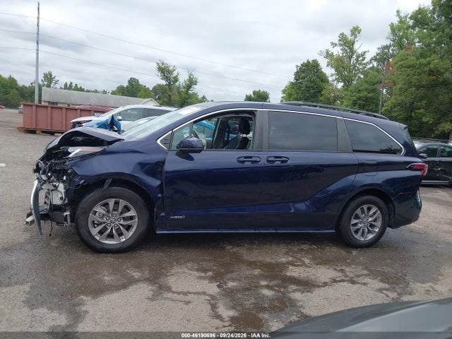 Продажа на аукционе авто 2021 Toyota Sienna Le, vin: 5TDBSKFCXMS020663, номер лота: 46190696