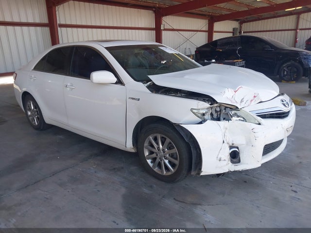2011 Toyota Camry Hybrid მანქანა იყიდება აუქციონზე, vin: 4T1BB3EK3BU131381, აუქციონის ნომერი: 46190701