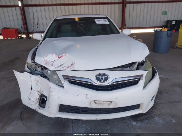 2011 Toyota Camry Hybrid მანქანა იყიდება აუქციონზე, vin: 4T1BB3EK3BU131381, აუქციონის ნომერი: 46190701