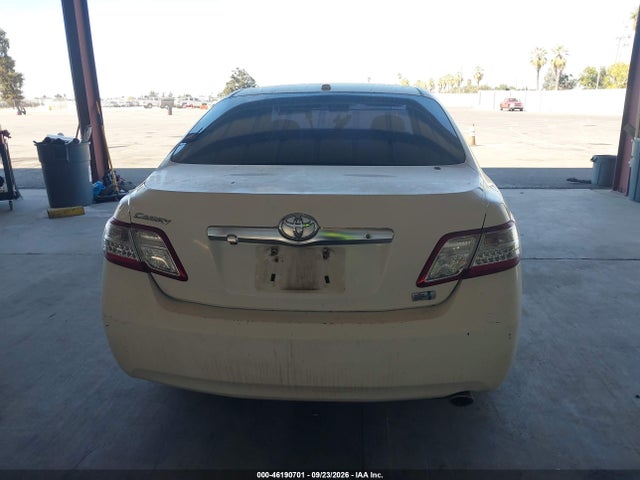 2011 Toyota Camry Hybrid მანქანა იყიდება აუქციონზე, vin: 4T1BB3EK3BU131381, აუქციონის ნომერი: 46190701