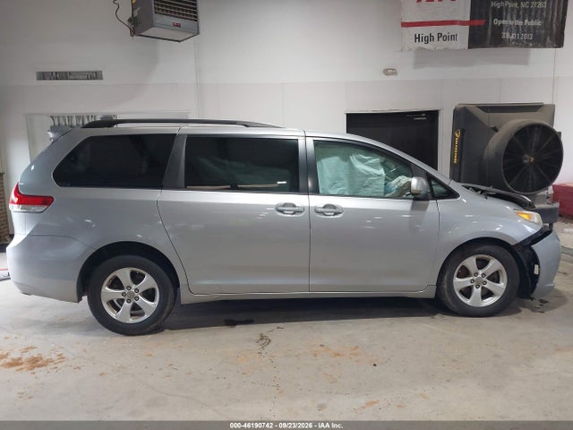 Продаж на аукціоні авто 2012 Toyota Sienna Le V6 8 Passenger, vin: 5TDKK3DC3CS228228, номер лоту: 46190742