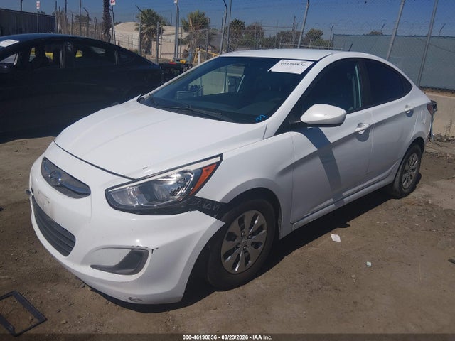 Hyundai ACCENT SE 2017 KMHCT4AE2HU274001 Image 2