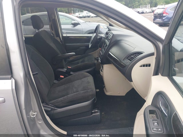 46190890 :رقم المزاد ، 2C4RDGBG3GR176880 vin ، 2016 Dodge Grand Caravan Se مزاد بيع