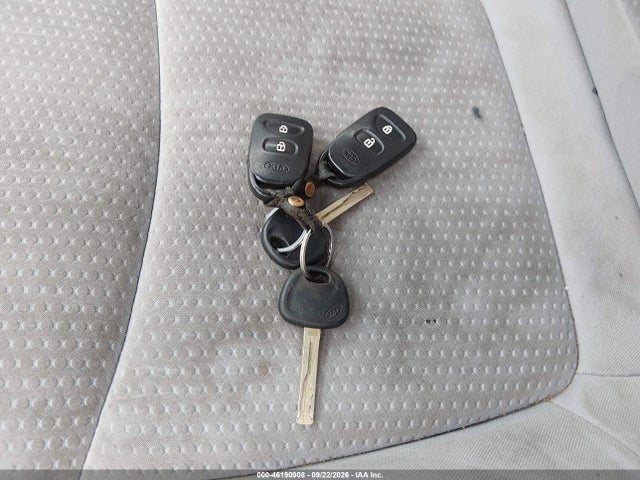 2011 Kia Sorento Lx მანქანა იყიდება აუქციონზე, vin: 5XYKT3A10BG009772, აუქციონის ნომერი: 46190908